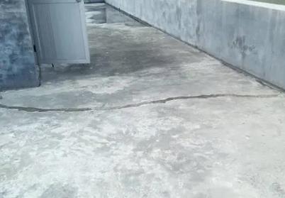 诏安楼顶漏水维修公司分享下如何解决卫生间隐蔽部位漏水的问题?